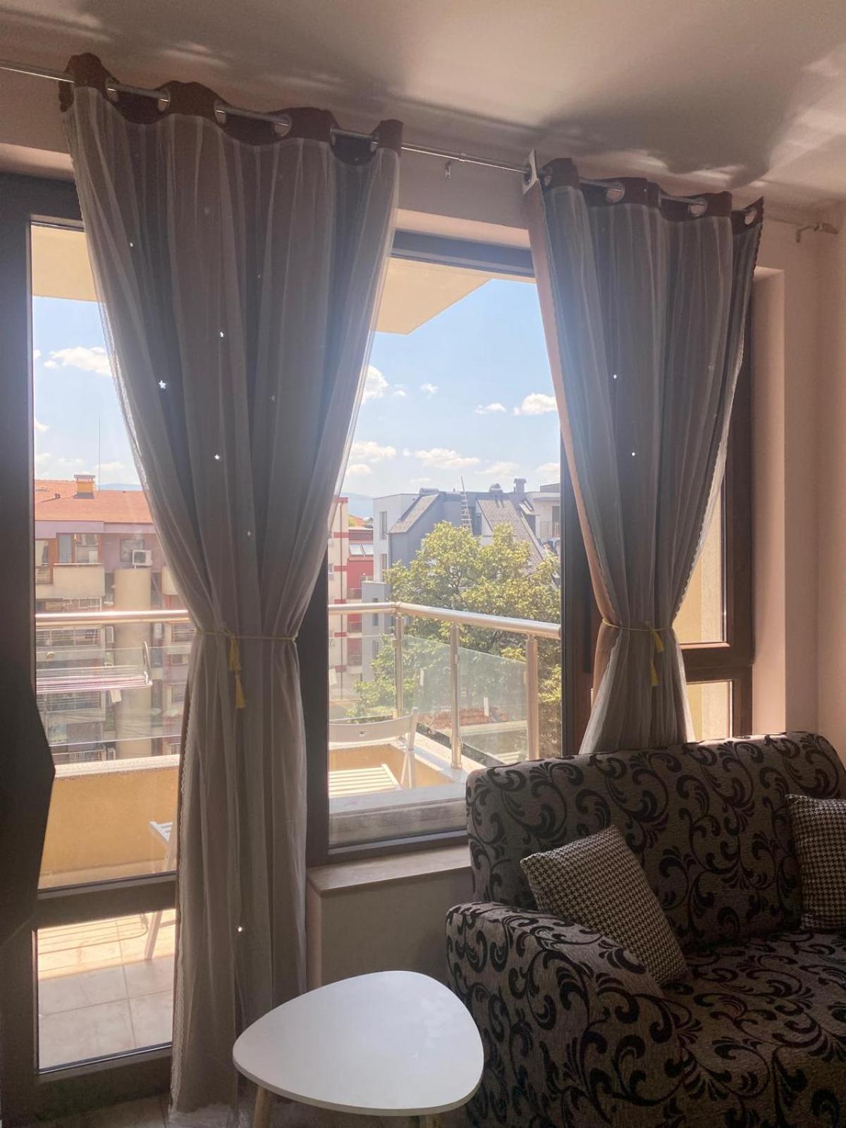 Stylish Apartment Near City Center Plovdiv Exterior foto